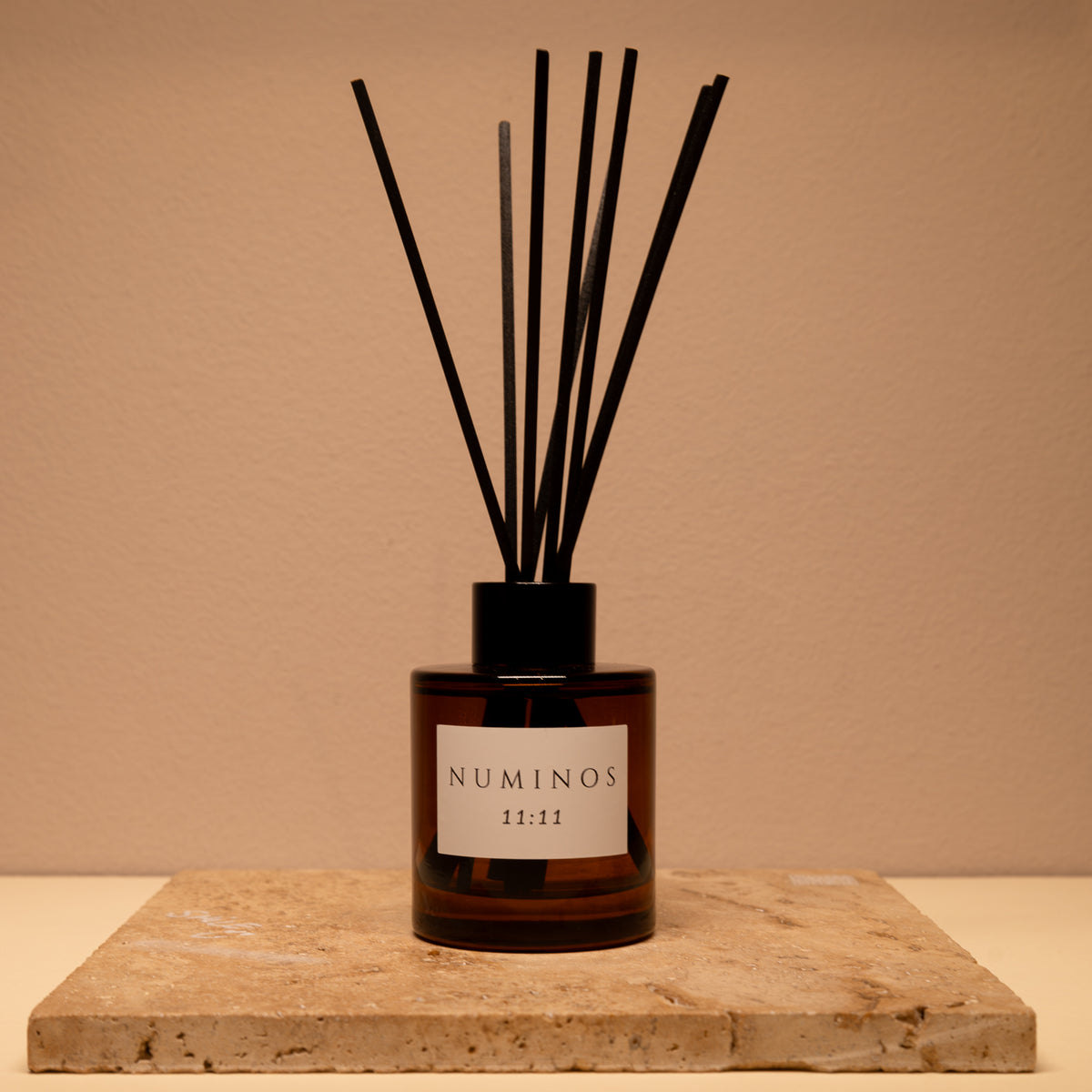 Difuzor de parfum cu bețe- Numinos 11:11  Signature Collection