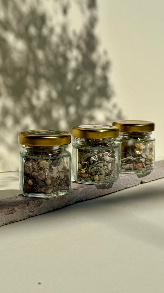 Ritual purificator – Tǎmâie şi salvie
